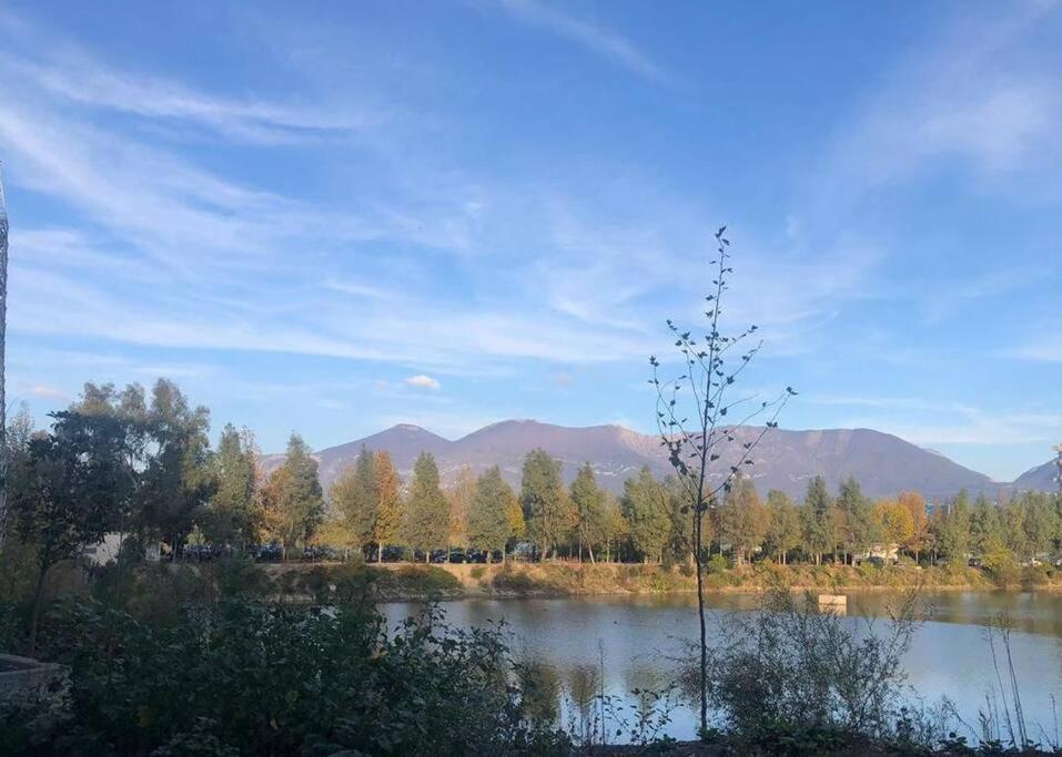 Lake View Apartment تيرانا المظهر الخارجي الصورة