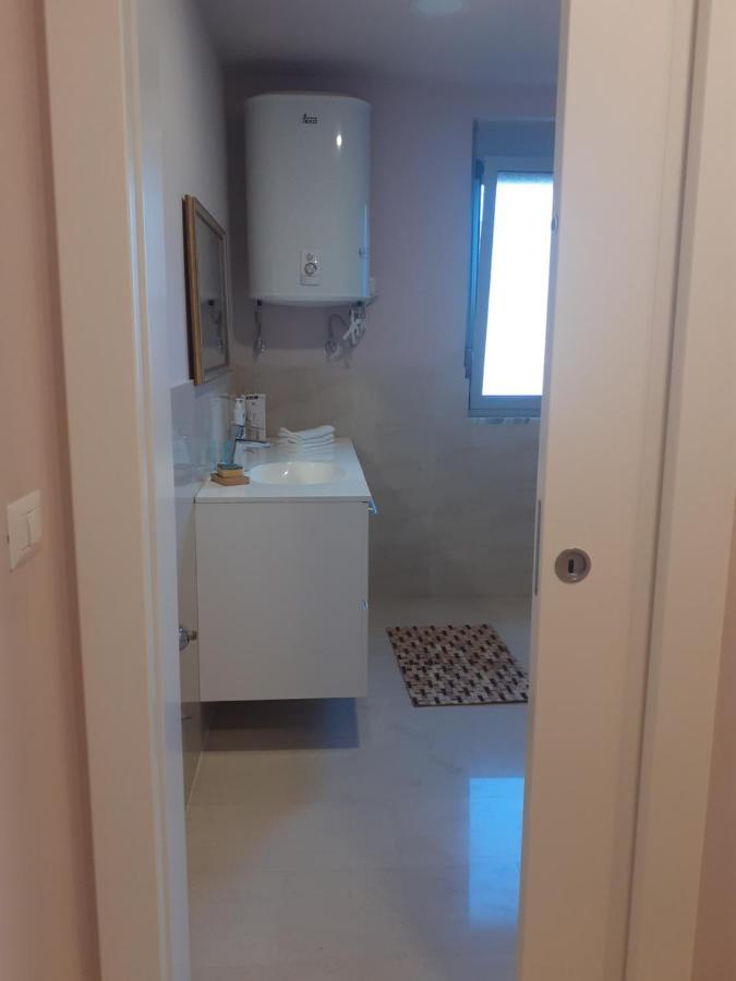 Lake View Apartment تيرانا المظهر الخارجي الصورة